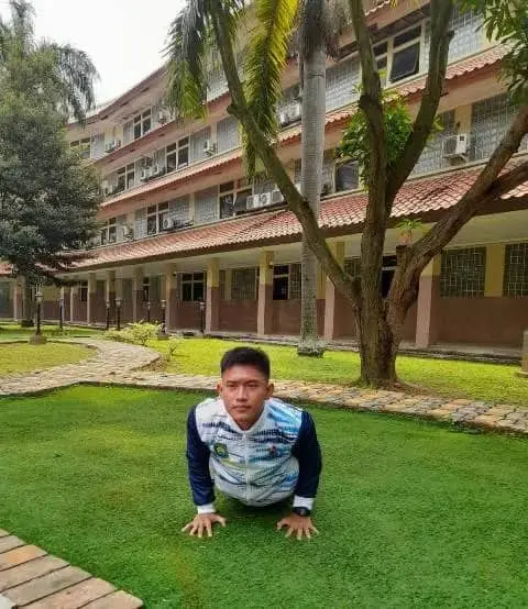 Arkan Fauzan Riyanto, Warga Larangan yang Sukses Raih Prestasi Lewat Yoga