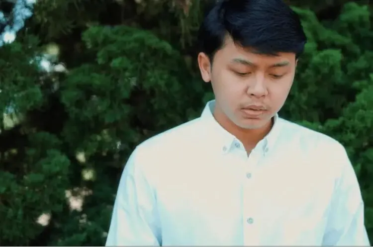 Lirik Lagu Dinding Pemisah - Raffa Affar