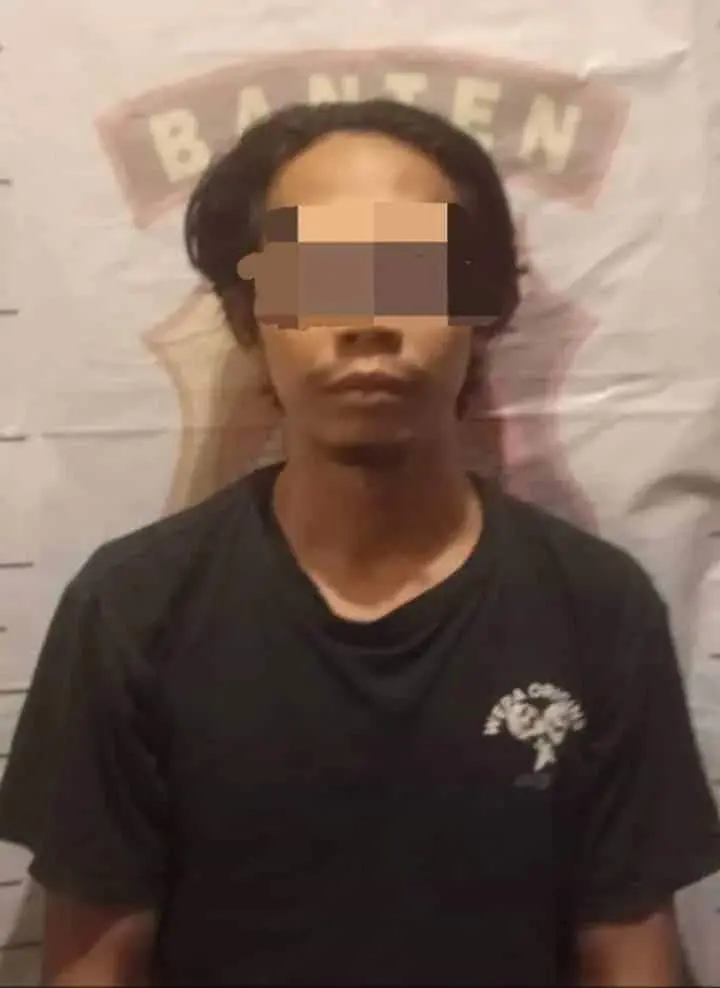 Aksi Pencurian HP di Kresek Terekam CCTV
