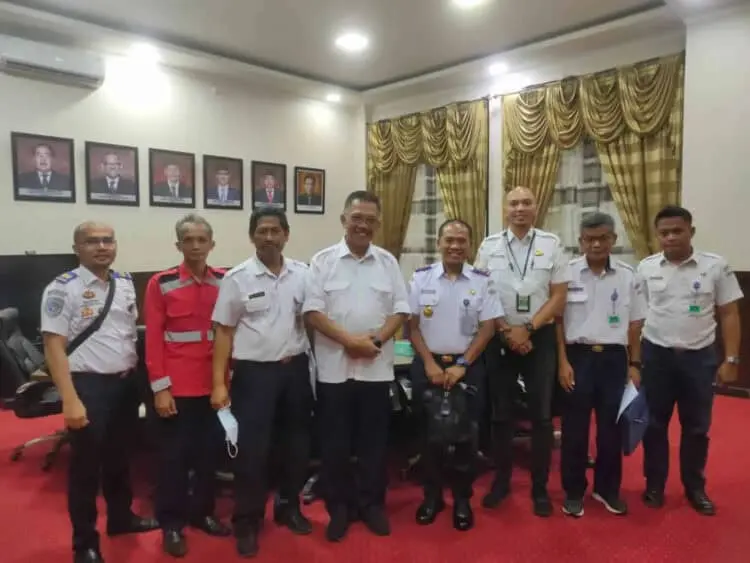 Jajaran Balai Teknik Perkeretaapian Jakarta - Banten, berkunjung ke KP3B, Curug, Kota Serang, Kamis (4/8/2022). (ISTIMEWA)