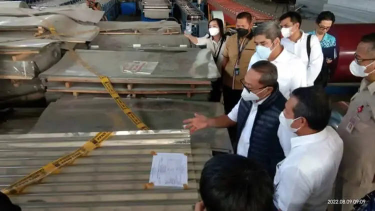 Produksi Tak Sesuai Standar, Mendag Sidak Pabrik Baja di Cikande