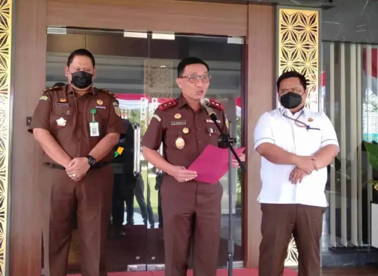 49 Dump Truck PT. HNM Ditarik Leasing, Terkait Kasus Dugaan Korupsi Kredit Macet Bank Banten