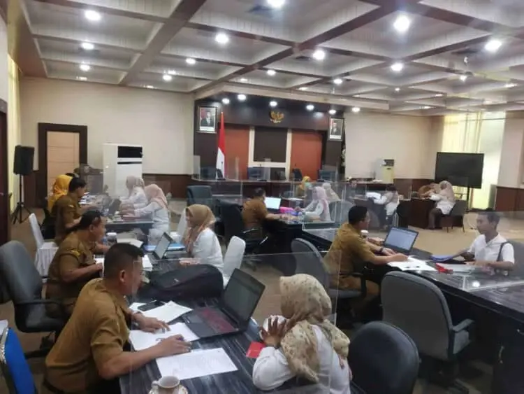 Berharap Diangkat PNS, Tenaga Honorer di Lingkungan Pemprov Banten Lakukan Ini