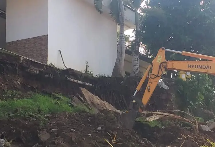 TPT Belakang Pendopo Bupati Pandeglang Longsor, Begini Tanggapan Kepala DPUPR