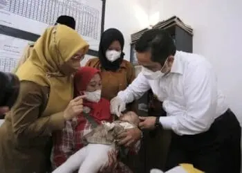 BIAN, Wali Kota Arief Ajak Orangtua Lengkapi Imunisasi Anak