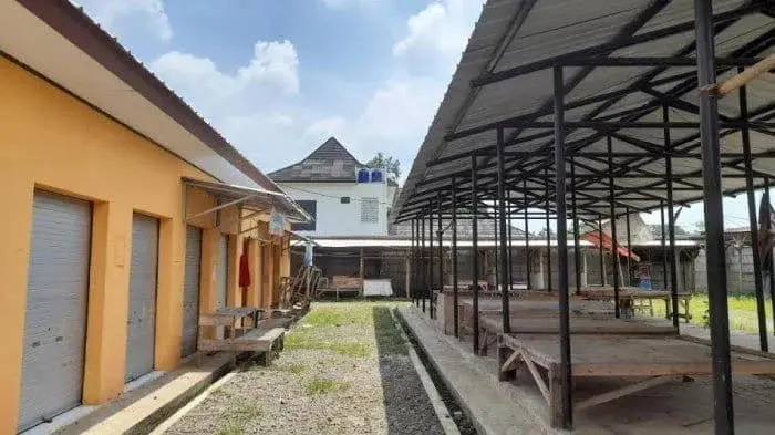 Pasar Tunjung Teja, Kabupaten Serang, ditinggalkan pedagang. (ISTIMEWA)