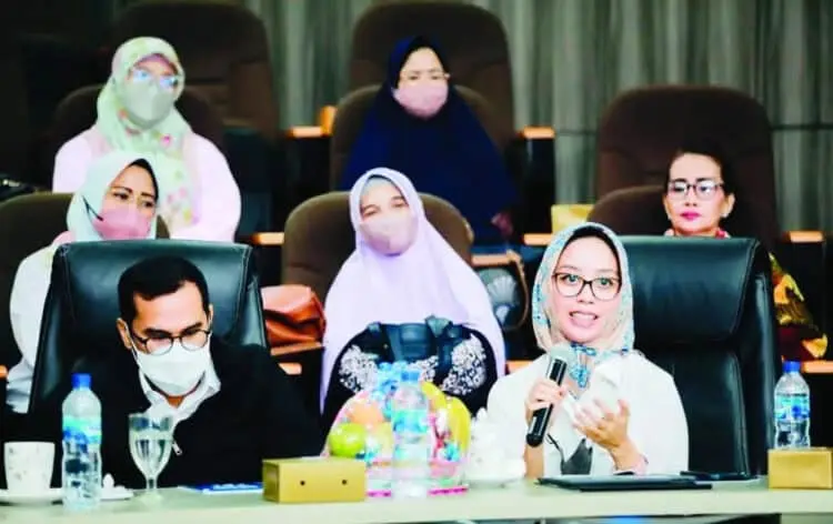 Dekranasda Tangsel Kembangkan Batik Berbasis Lingkungan dan Budaya