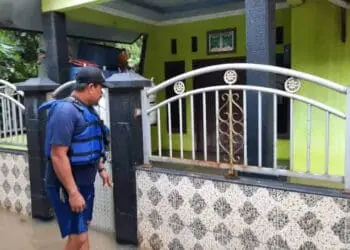 Hasil Razia Camat Setu, Mayoritas Pedagang Buang Sampah Sembarangan