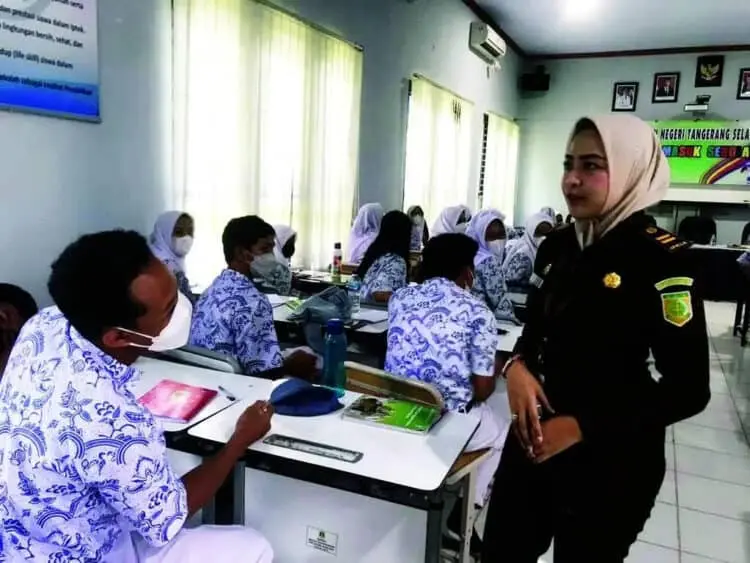 Jaksa Masuk Sekolah Cegah Remaja di Tangsel Terlibat Masalah Hukum