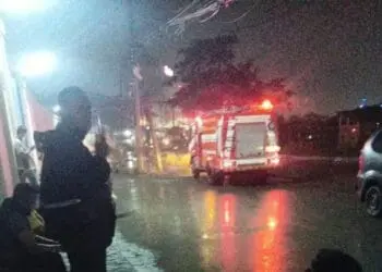 Tesengat Listrik di Jalan Raya Prancis Kosambi, 1 Pemotor Tewas dan 1 Temannya Luka Bakar