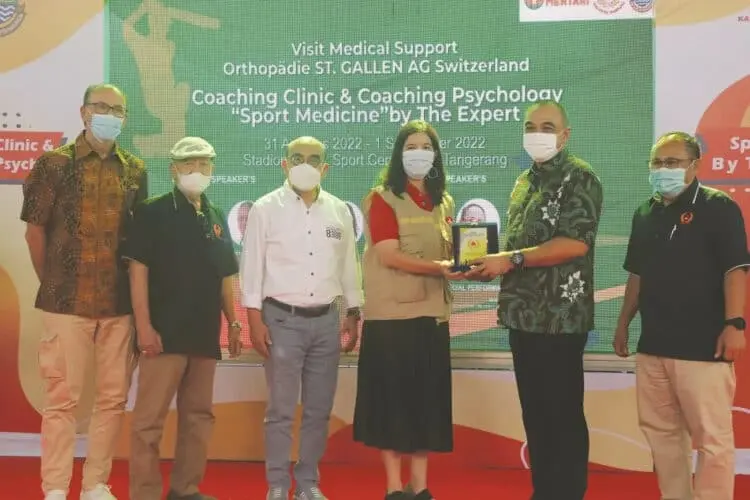Bupati Zaki Buka Coaching Clinic dan Coaching Psychology
