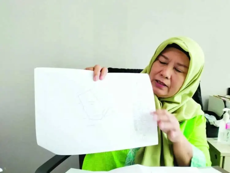 Bersama Warga, Lurah Perigi Baru Panen Pakcoy