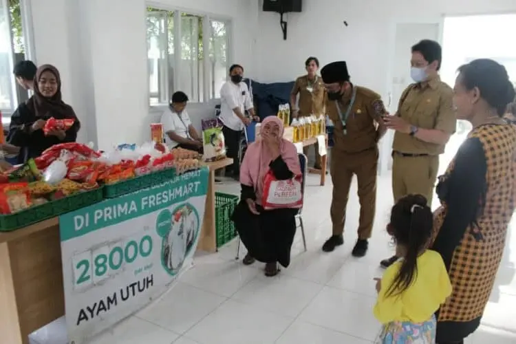 Disperindag Tangsel Lakukan Operasi Pasar Untuk Tekan Inflasi