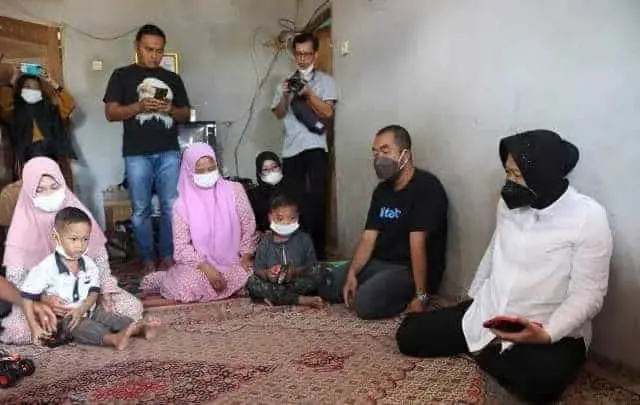 Dua Bocah di Lebak Ini Sampai Disambangi Mensos, Ada Apa?