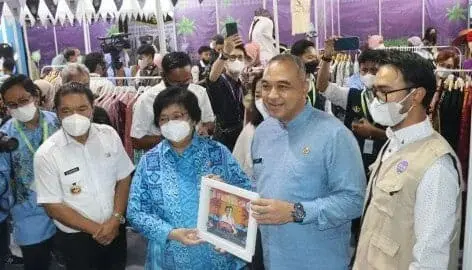 Menteri LHK dan Bupati Zaki Buka PEMSEA Expo 2022, Ekonomi Biru dan Hijau Perlu Diintegrasikan Menteri LHK dan Bupati Zaki Buka PEMSEA Expo 2022, Ekonomi Biru dan Hijau Perlu Diintegrasikan