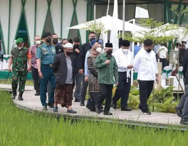 Wapres Ma'ruf Amin Resmikan Destinasi Wisata di Kecamatan Gunung Kaler