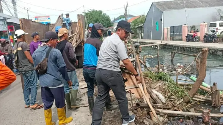 320 Bangunan Liar di Kosambi Dibongkar