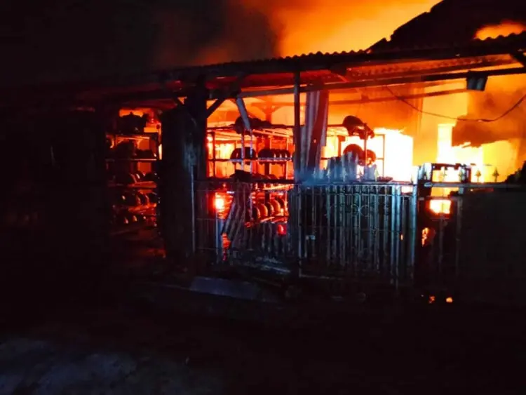 Dua Home Industri di Kabupaten Tangerang Ludes Terbakar
