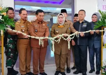 Kantor Desa Kareo Dibangun Secara Swadaya, Bupati Tatu: Ini jadi Contoh Kades Lainnya