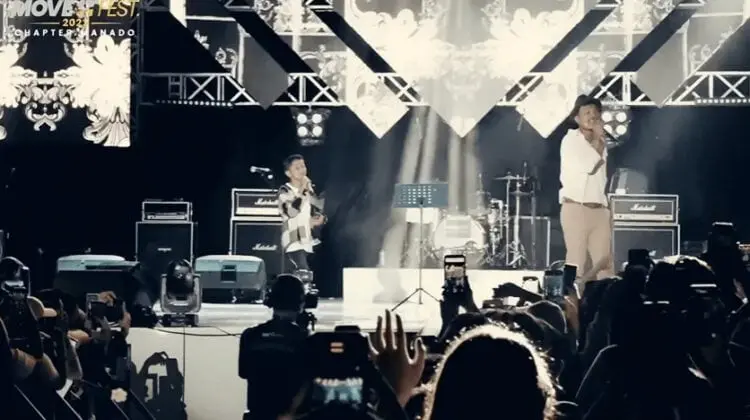 Lirik Lagu Rindu Rumah – Wizz Baker feat Gihon Marel Loimalitna