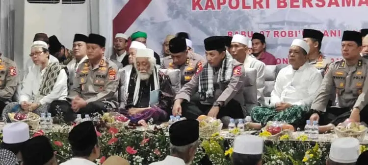 Kapolda Banten Dampingi Kapolri Ikuti Istighosah dan Silaturahmi Bersama Ulama Banten
