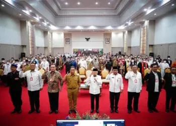 Wapres RI KH. Ma'ruf Amin, memberikan pembinaan kepada aparatur Pemprov Banten, Senin (14/11/2022). (LUTFI/SATELITNEWS.COM)