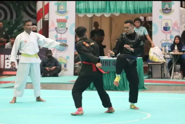 Kota Tangerang Pertahankan Gelar Juara Umum Silat