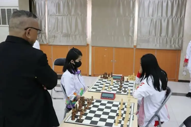 Enam Medali Emas Nomor Catur Cepat Mulai Diperebutkan