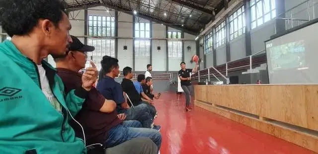 Workshop Wasit, Perbasi Kota Tangerang Hadirkan Wasit Berlisensi FIBA