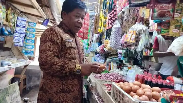Jelang Nataru, Diskoumperindag Kabupaten Serang Gencarkan Operasi Pasar