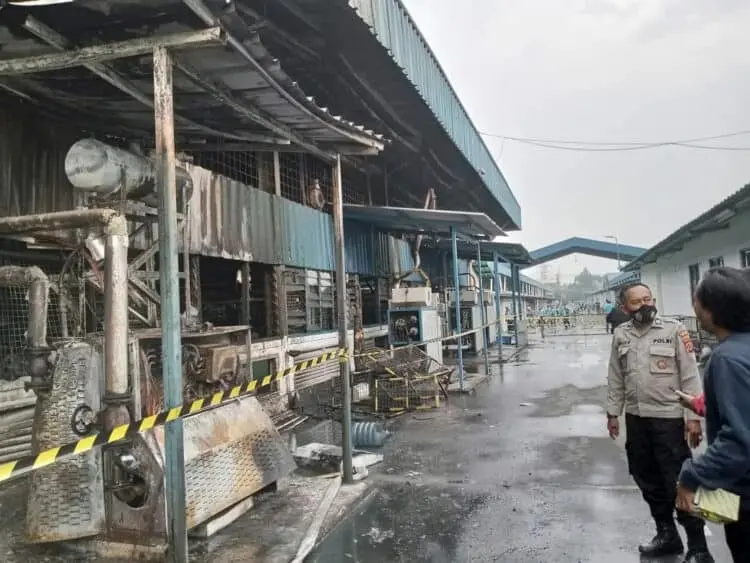 Tabung Thermopack Meledak, Gedung Pres PT PWI di Kabupaten Serang Terbakar