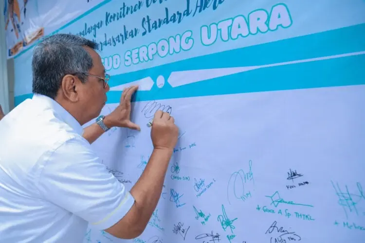 Wali Kota Tangsel Pamerkan Program Ngider Sehat