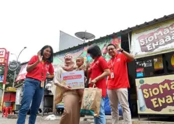 Mitra UMKM Dapat Apresiasi dari Alfamart saat Momen Hari Ibu