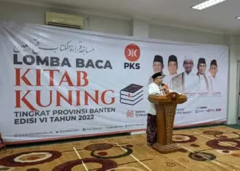 GELAR LOMBA BACA KITAB KUNING–Dewan Pimpinan Wilayah (DPW) Partai Keadilan Sejahtera (PKS) Banten, menggelar lomba membaca kitab kuning yang berlokasi di kantornya, Kelurahan Cipare, Kecamatan Serang, Kota Serang, Selasa (13/12/2022). (ISTIMEWA)