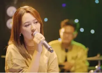Lirik Lagu Ego - Happy Asmara