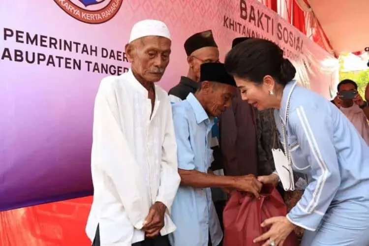 Kejari Kabupaten Tangerang Peringati Hari Anti Korupsi Sedunia dengan Baksos