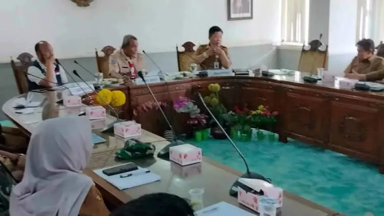 Awal Januari Pedagang Pasar Baros Direlokasi ke Tempat Sementara