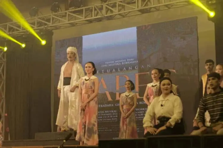 Pegiat Seni Asal Kabupaten Serang Kenalkan Rabeg Melalui Pentas Teater Musikal