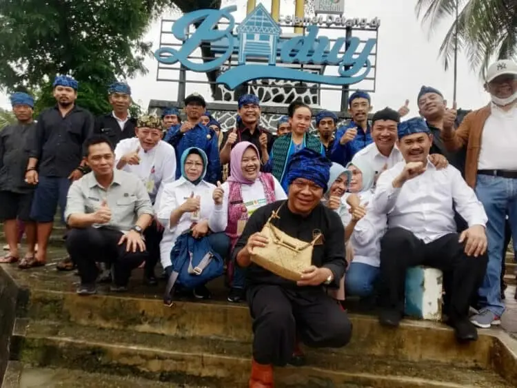 Kolaborasi Dengan DPRD, Pj Gubernur Banten Bhakti Sosial di Ciboleger