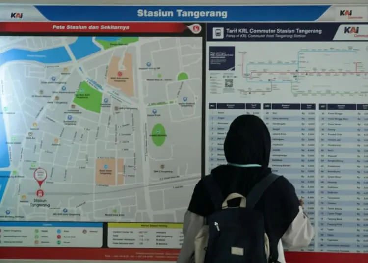 Foto Penambahan Layanan KRL Jabodetabek Pada Malam Tahun Baru