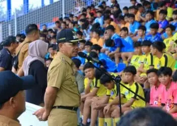 Liga Sepak Bola Pelajar Antar SMP Memperebutkan Piala Wali kota Digelar
