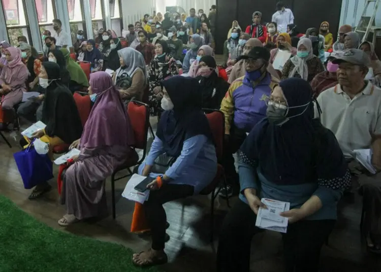 Foto Penyaluran BNT untuk UMKM di Kota Tangerang