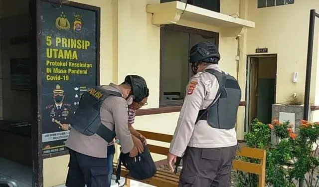 Pasca Aksi Bom Bunuh Diri di Bandung, Pemeriksaan di Mapolsek di Lebak Diperketat