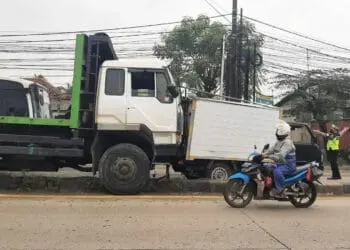 Diduga Rem Blong, Kecelakaan Beruntun Terjadi di Fly Over Balaraja