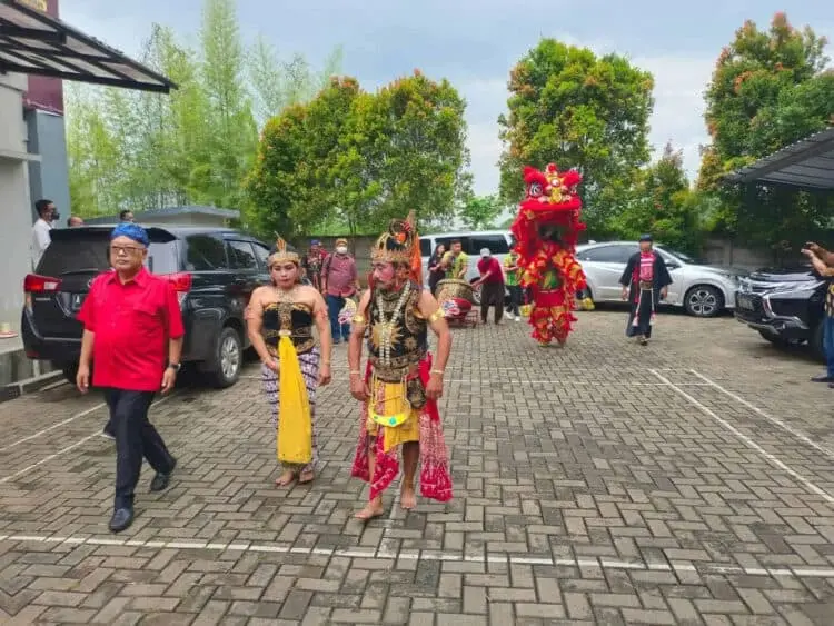 Ananta Wahana Resmi Daftar Calon Anggota DPD RI Ke KPU Banten
