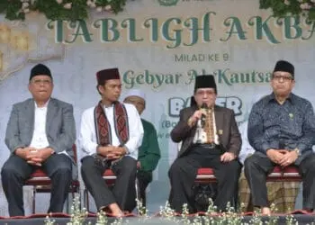 Ustaz Abdul Somad Beri Tausyah di Tangsel, Minta Anak-anak Dididik Baca Alquran