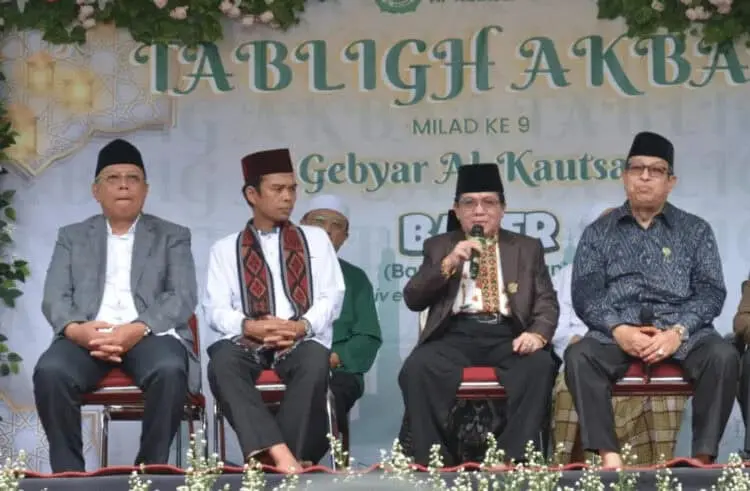 Ustaz Abdul Somad Beri Tausyah di Tangsel, Minta Anak-anak Dididik Baca Alquran