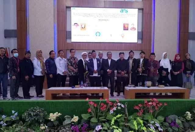 UPJ Revitalisasi Ruang Koleksi Pustaka Pahlawan Nasional Propinsi Banten, Raden Aryawangsakara
