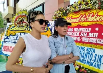 Datangi PN Serang, Artis Nikita Mirzani Ajukan Banding Tandingan