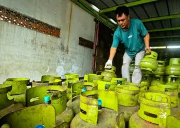 Foto Rencana Pembelian Gas Elpiji Subsidi Menggunakan KTP